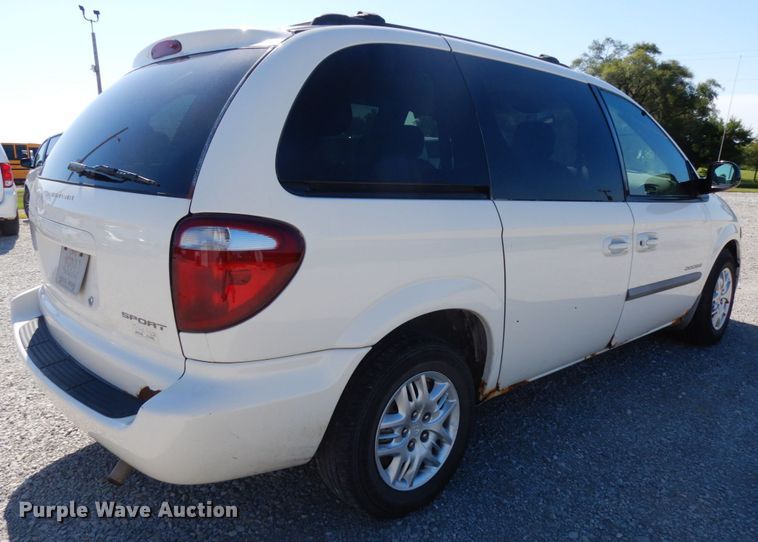 image for item DH6575 2001 Dodge Caravan Sport  van