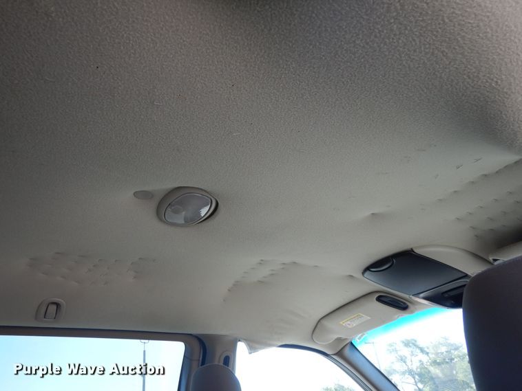 image for item DH6575 2001 Dodge Caravan Sport  van