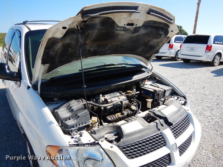 image for item DH6575 2001 Dodge Caravan Sport  van