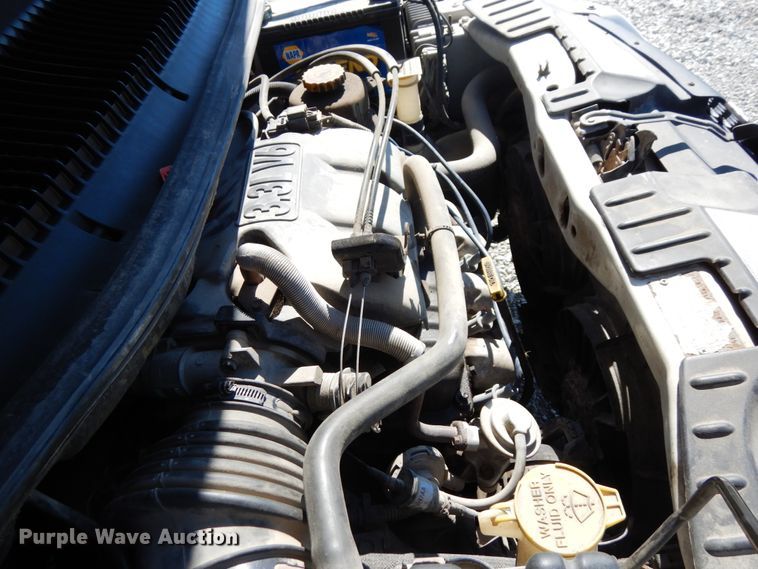 image for item DH6575 2001 Dodge Caravan Sport  van