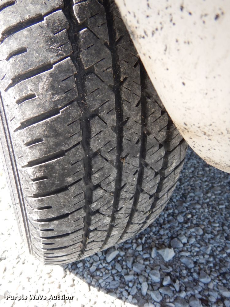 image for item DH6575 2001 Dodge Caravan Sport  van