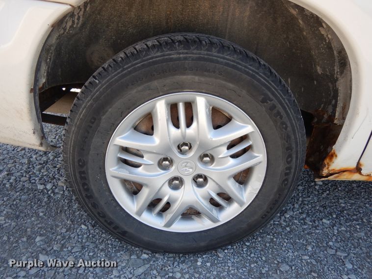 image for item DH6575 2001 Dodge Caravan Sport  van