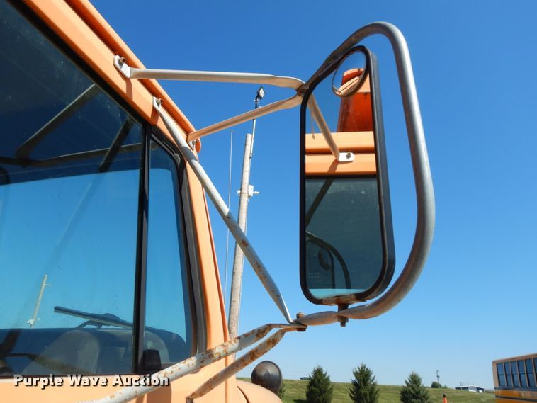 image for item DH6576 1987 International 1954  dump truck