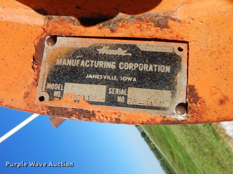 image for item DH6576 1987 International 1954  dump truck