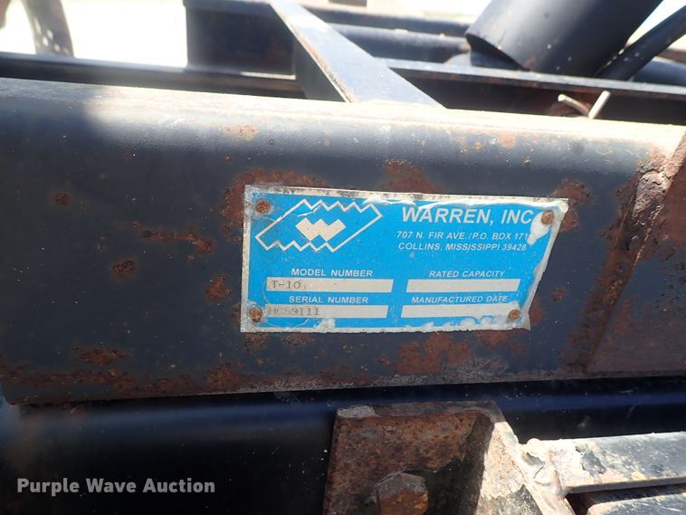 image for item DI4613 2002 International 4700  dump truck