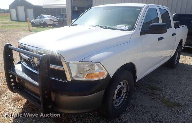 image for item DI4682 2011 Dodge Ram 1500  Crew Cab pickup truck