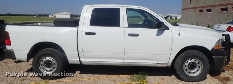 image for item DI4682 2011 Dodge Ram 1500  Crew Cab pickup truck