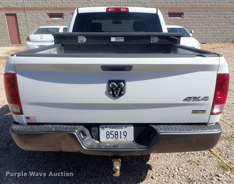 image for item DI4682 2011 Dodge Ram 1500  Crew Cab pickup truck