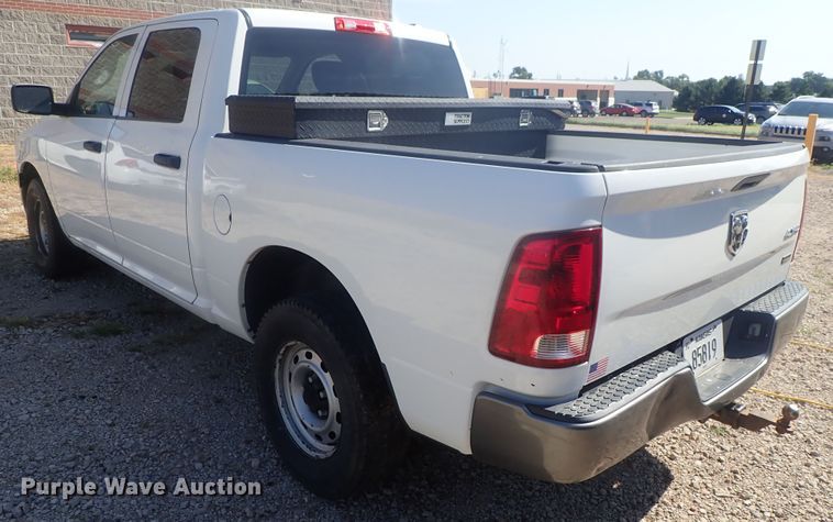 image for item DI4682 2011 Dodge Ram 1500  Crew Cab pickup truck