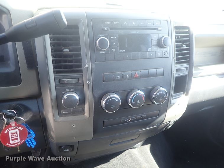 image for item DI4682 2011 Dodge Ram 1500  Crew Cab pickup truck