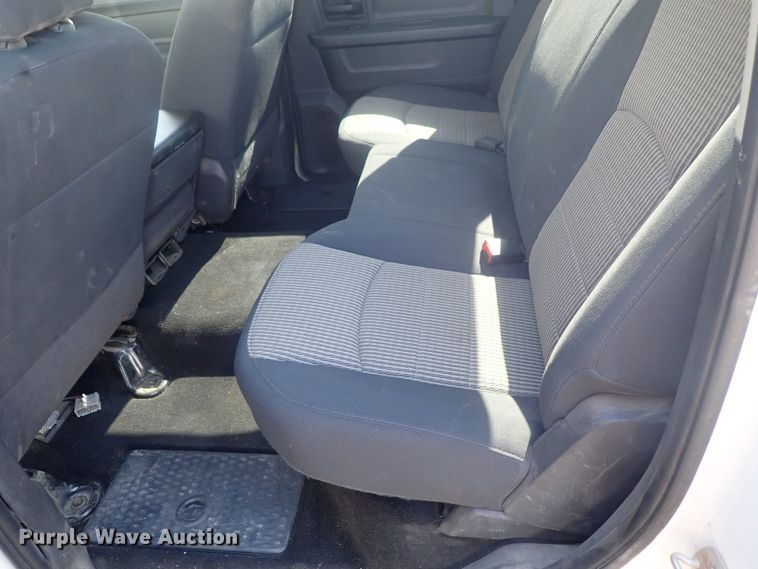 image for item DI4682 2011 Dodge Ram 1500  Crew Cab pickup truck