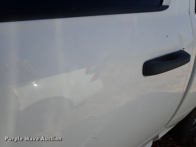 image for item DI4682 2011 Dodge Ram 1500  Crew Cab pickup truck