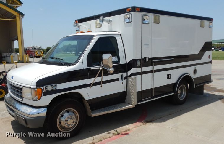 image for item DI5254 1995 Ford Econoline E350  ambulance