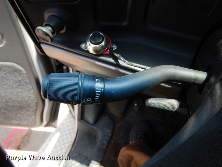 image for item DI5254 1995 Ford Econoline E350  ambulance