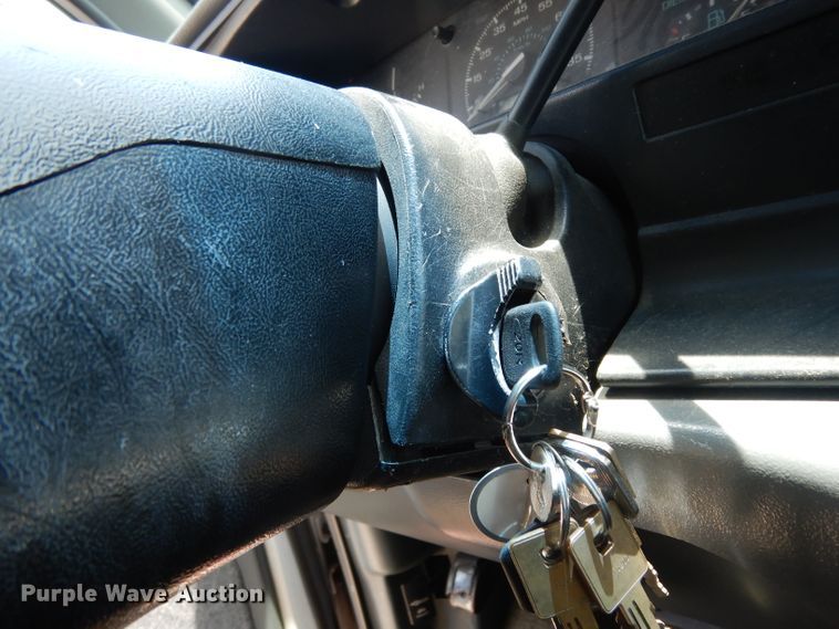 image for item DI5254 1995 Ford Econoline E350  ambulance