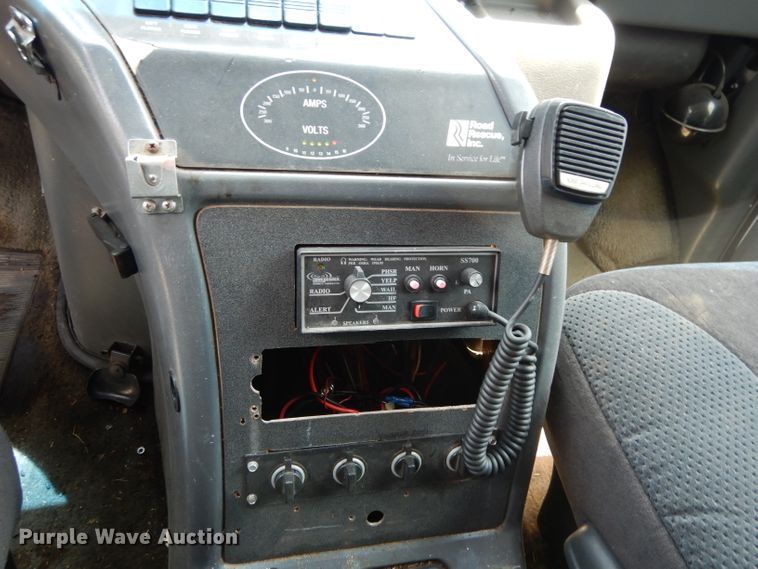 image for item DI5254 1995 Ford Econoline E350  ambulance