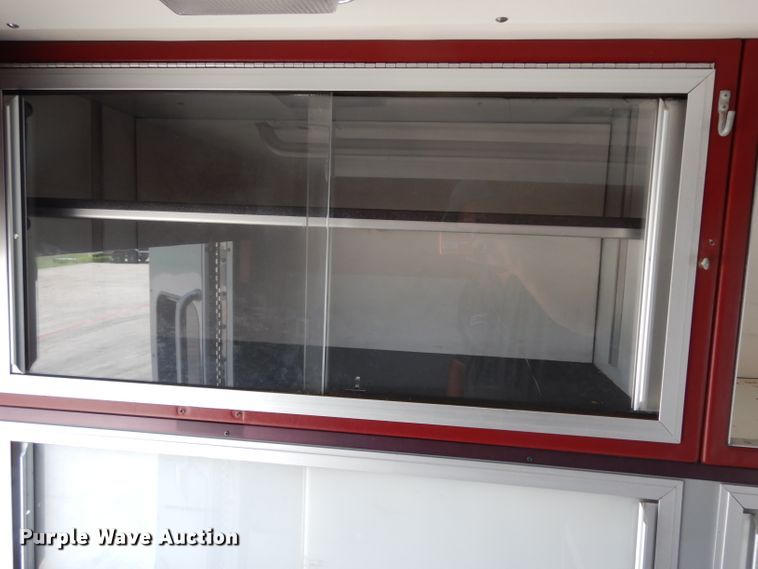 image for item DI5254 1995 Ford Econoline E350  ambulance