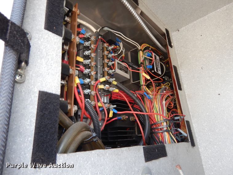 image for item DI5254 1995 Ford Econoline E350  ambulance