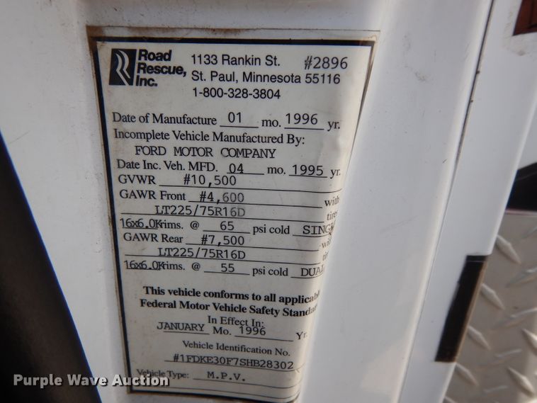 image for item DI5254 1995 Ford Econoline E350  ambulance