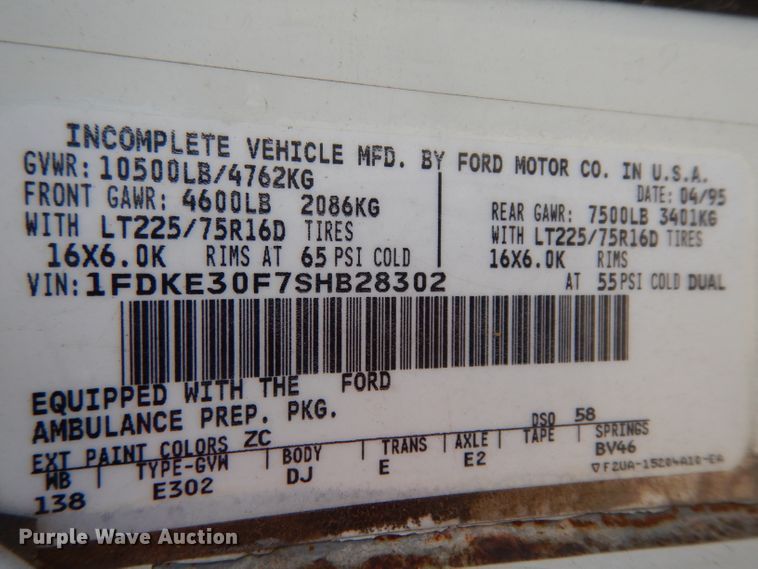 image for item DI5254 1995 Ford Econoline E350  ambulance