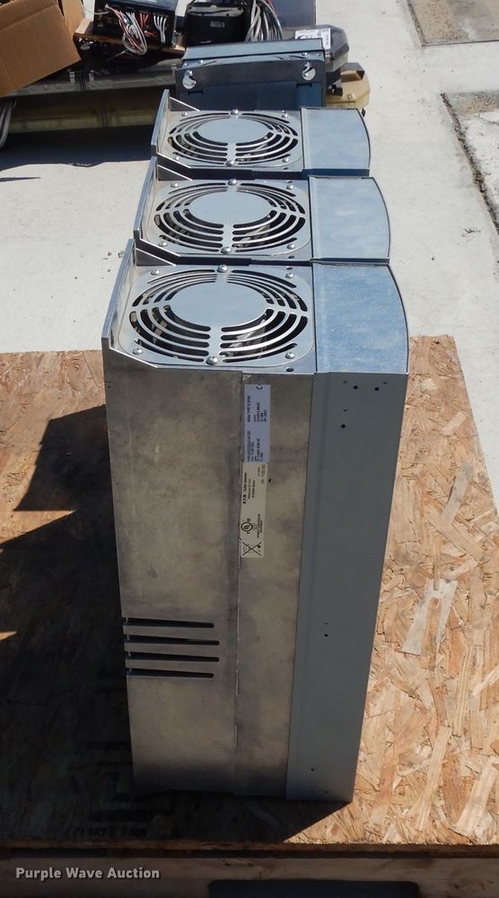 image for item DI7581 (4) 2008 Eaton Cutler Hammer pump controllers