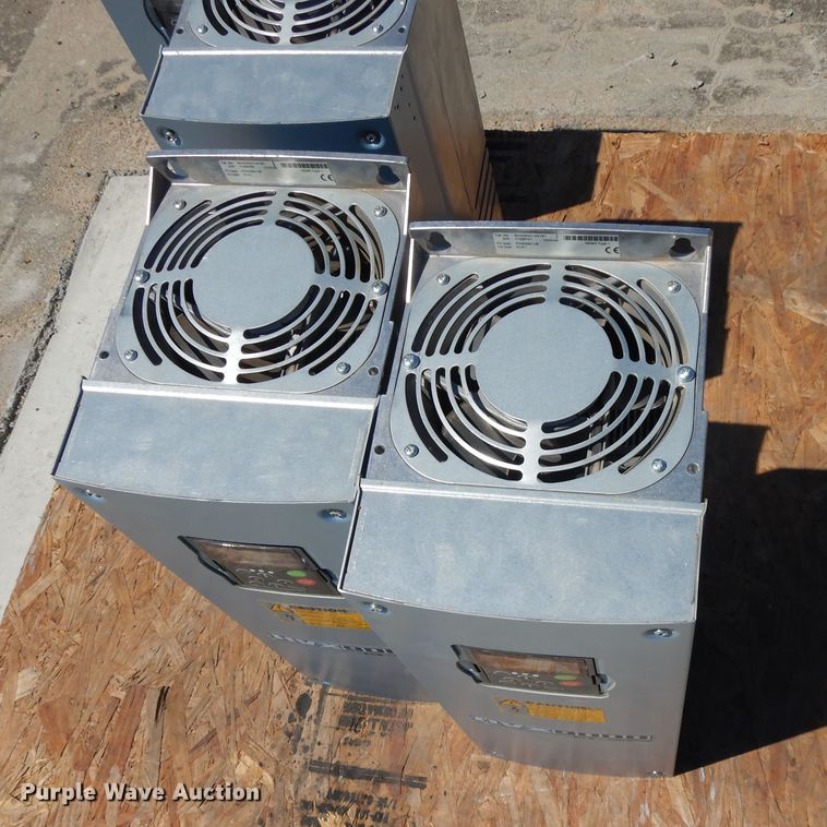 image for item DI7581 (4) 2008 Eaton Cutler Hammer pump controllers