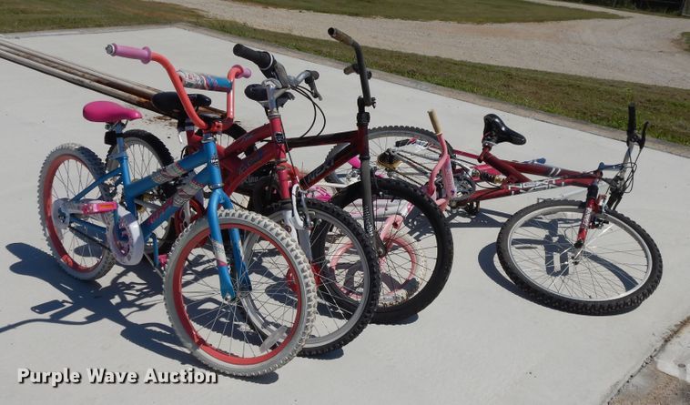 image for item DI7583 Sporting goods