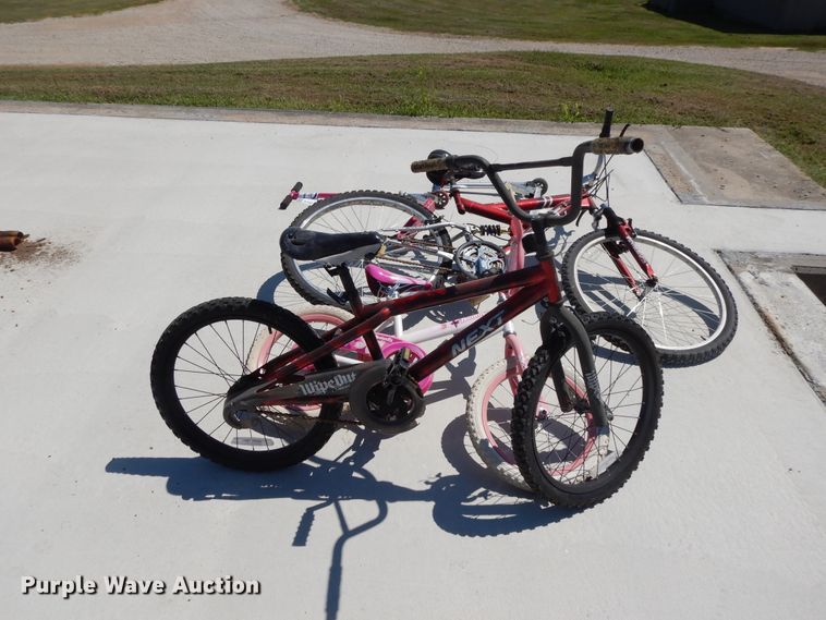 image for item DI7583 Sporting goods