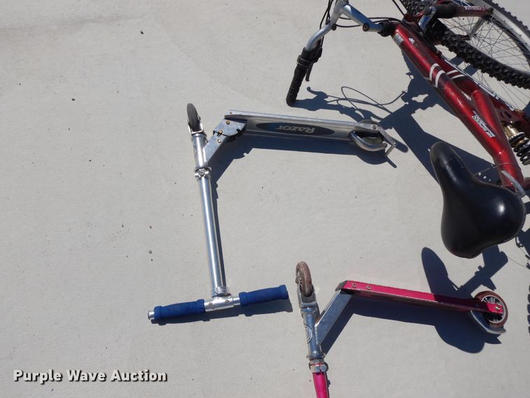 image for item DI7583 Sporting goods