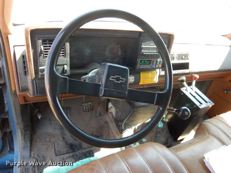 image for item DI7584 1991 Chevrolet Kodiak C7500  dump truck