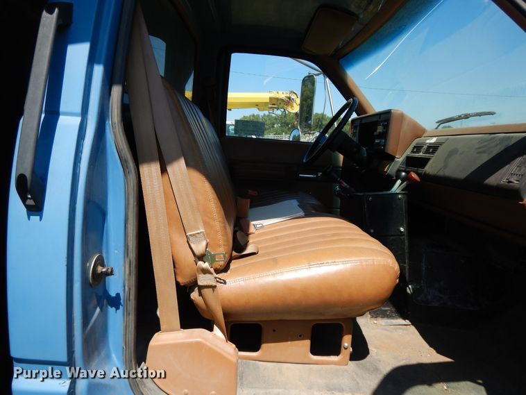 image for item DI7584 1991 Chevrolet Kodiak C7500  dump truck