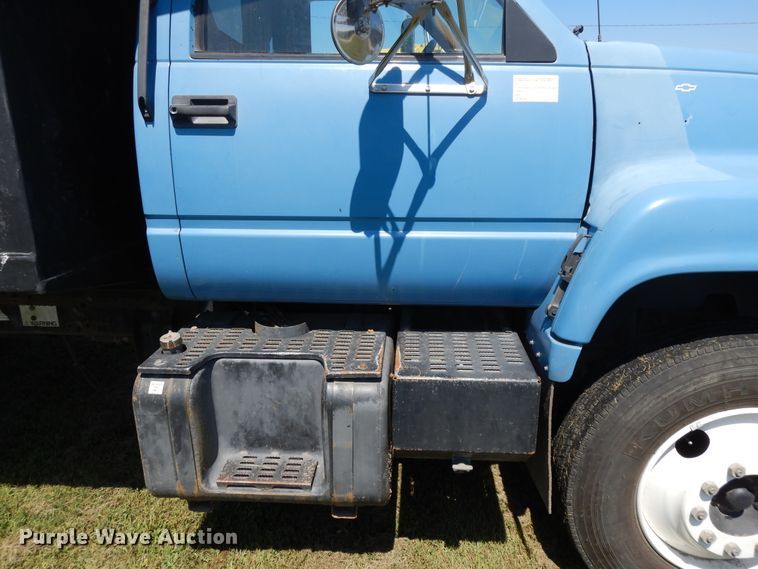 image for item DI7584 1991 Chevrolet Kodiak C7500  dump truck