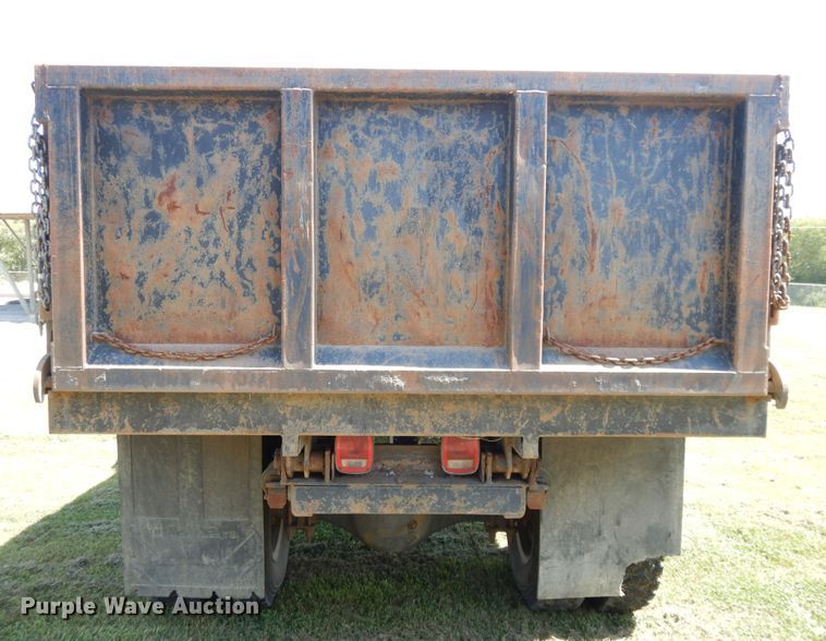 image for item DI7584 1991 Chevrolet Kodiak C7500  dump truck