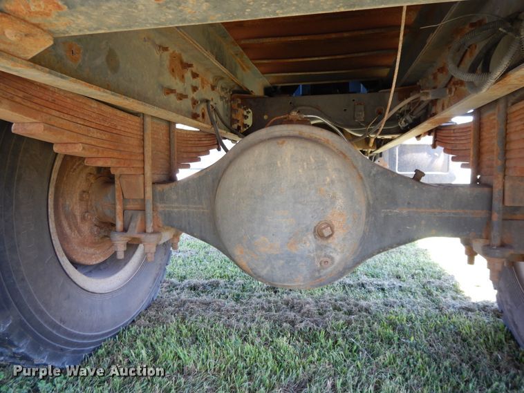 image for item DI7584 1991 Chevrolet Kodiak C7500  dump truck