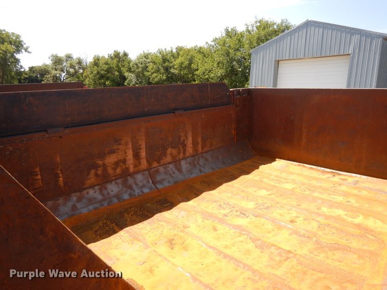 image for item DI7584 1991 Chevrolet Kodiak C7500  dump truck