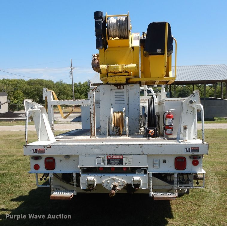 image for item DI7585 1993 Chevrolet Kodiak C6500  digger derrick truck