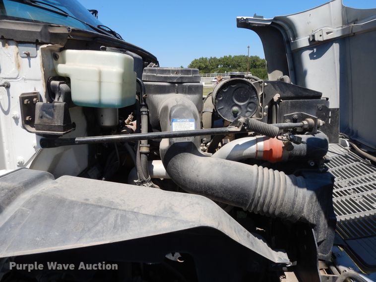 image for item DI7585 1993 Chevrolet Kodiak C6500  digger derrick truck