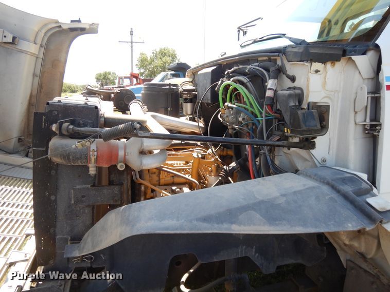 image for item DI7585 1993 Chevrolet Kodiak C6500  digger derrick truck