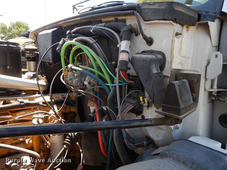 image for item DI7585 1993 Chevrolet Kodiak C6500  digger derrick truck