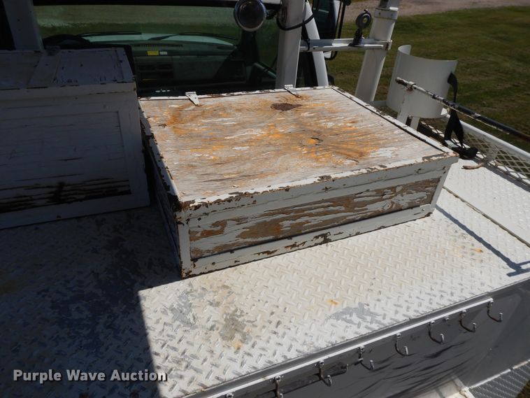 image for item DI7585 1993 Chevrolet Kodiak C6500  digger derrick truck