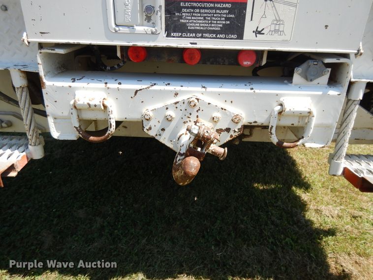 image for item DI7585 1993 Chevrolet Kodiak C6500  digger derrick truck