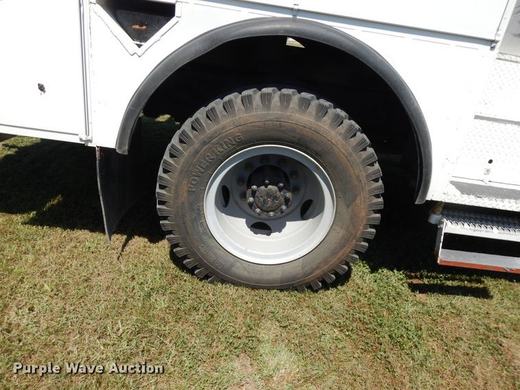 image for item DI7585 1993 Chevrolet Kodiak C6500  digger derrick truck