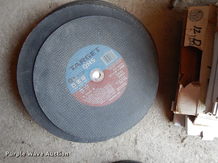 image for item DI7587 Approximately 48 cut-off wheels