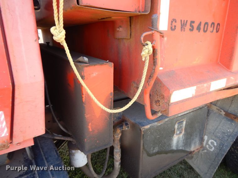 image for item DI7588 1989 Ford L8000  dump truck