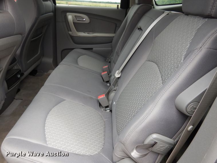 image for item DJ4299 2012 Chevrolet Traverse LS  SUV