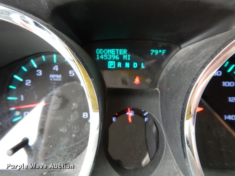 image for item DJ4299 2012 Chevrolet Traverse LS  SUV