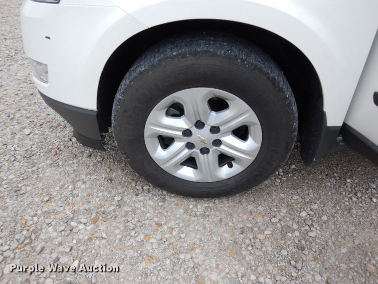 image for item DJ4299 2012 Chevrolet Traverse LS  SUV