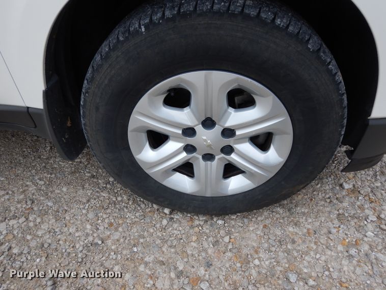 image for item DJ4299 2012 Chevrolet Traverse LS  SUV