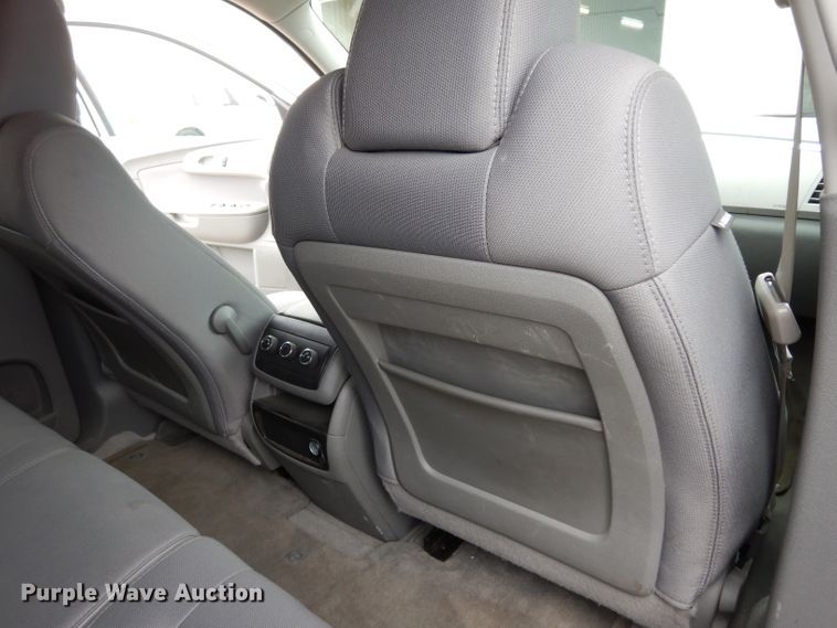 image for item DJ4299 2012 Chevrolet Traverse LS  SUV