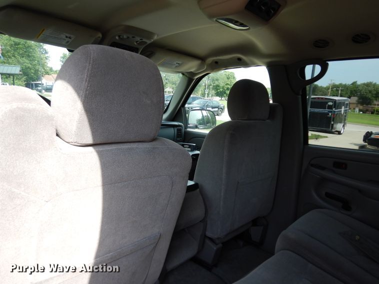 image for item DJ4363 2005 Chevrolet Tahoe  SUV